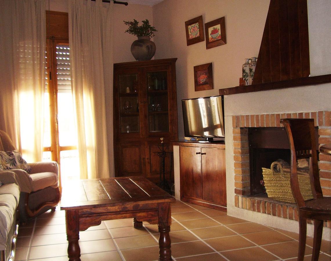 Hotel Casa Escosa Albalate del Arzobispo Esterno foto